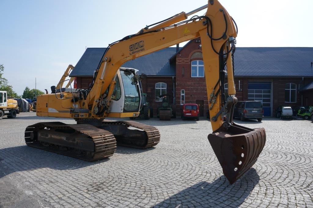 Liebherr R 900 C Pásová rýpadla