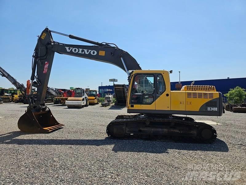 Volvo EC 240 B N LC Pásová rýpadla