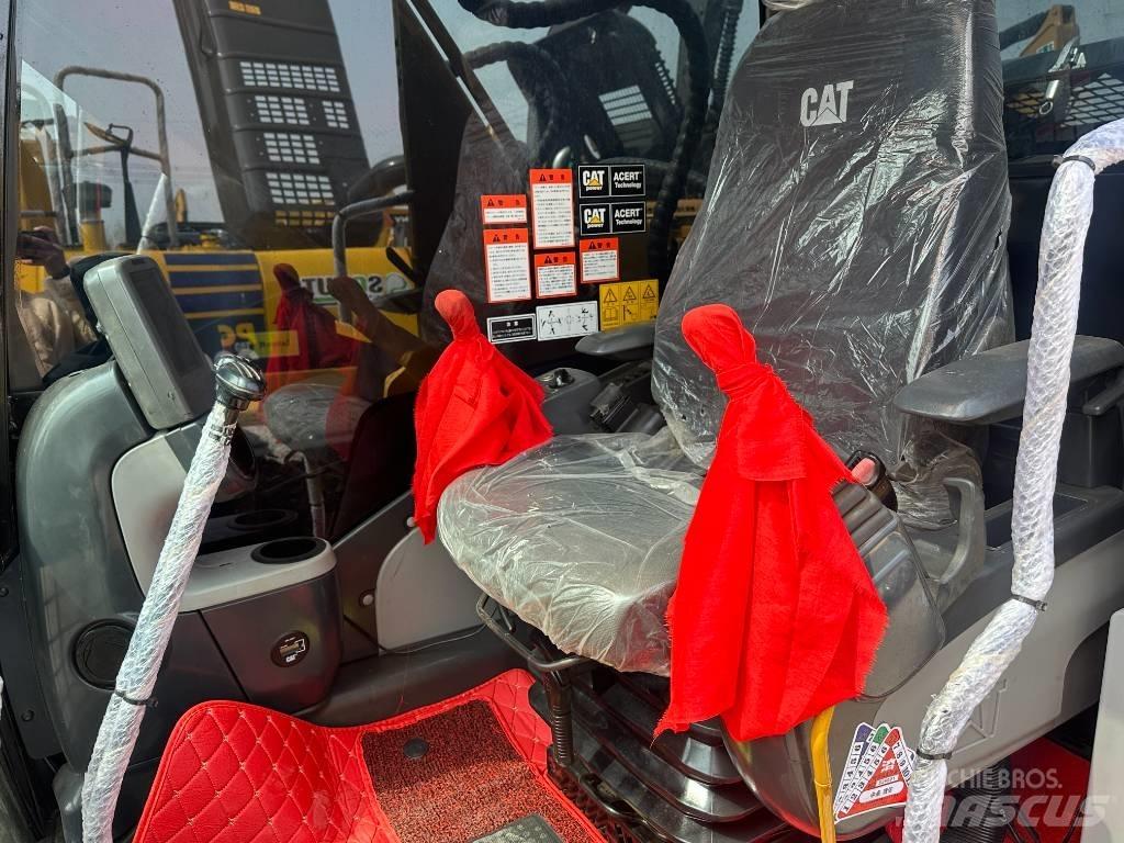 CAT 320 D Midi rýpadla 7t - 12t