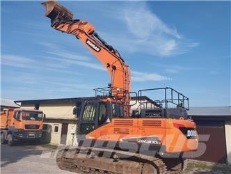 Doosan DX 300 LC Pásová rýpadla