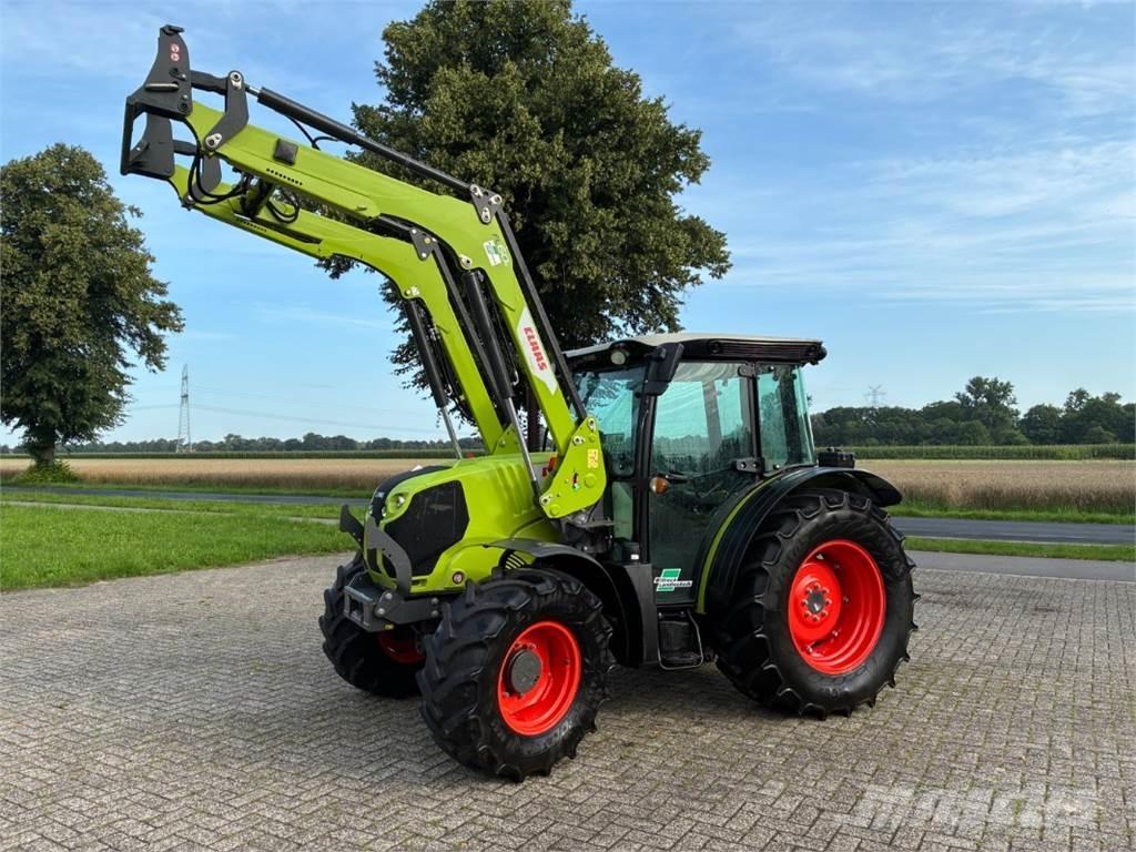 CLAAS Elios 220 Traktory