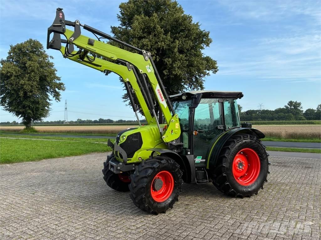 CLAAS Elios 220 Traktory