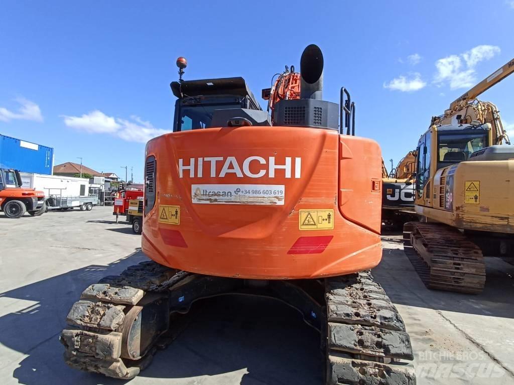 Hitachi ZX 135 US-6 Pásová rýpadla