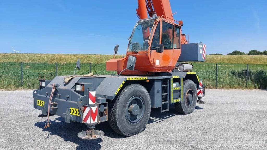 Terex RC30 Jeřáby pro těžký terén