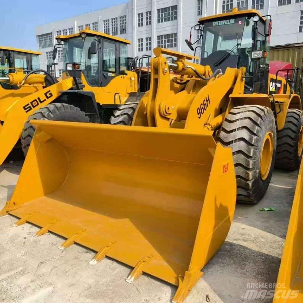 CAT 966 H Kolové nakladače