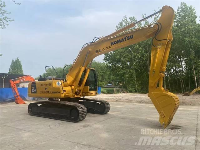 Komatsu PC 220-8 Pásová rýpadla