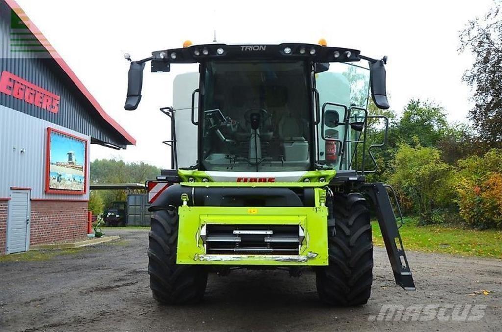 CLAAS trion 730 Sklízecí mlátičky