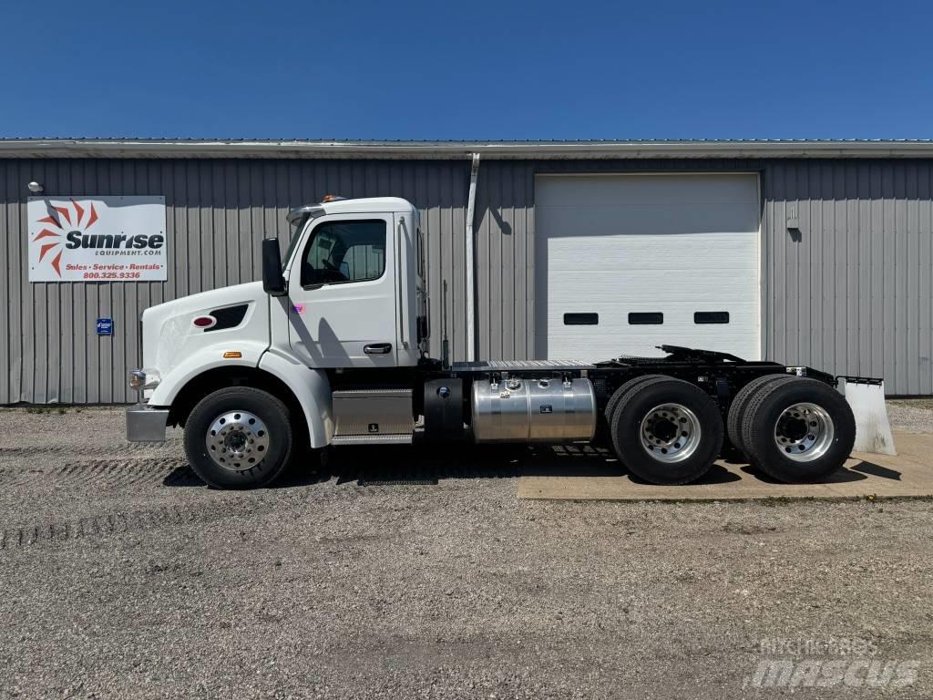 Peterbilt 567 Tahače