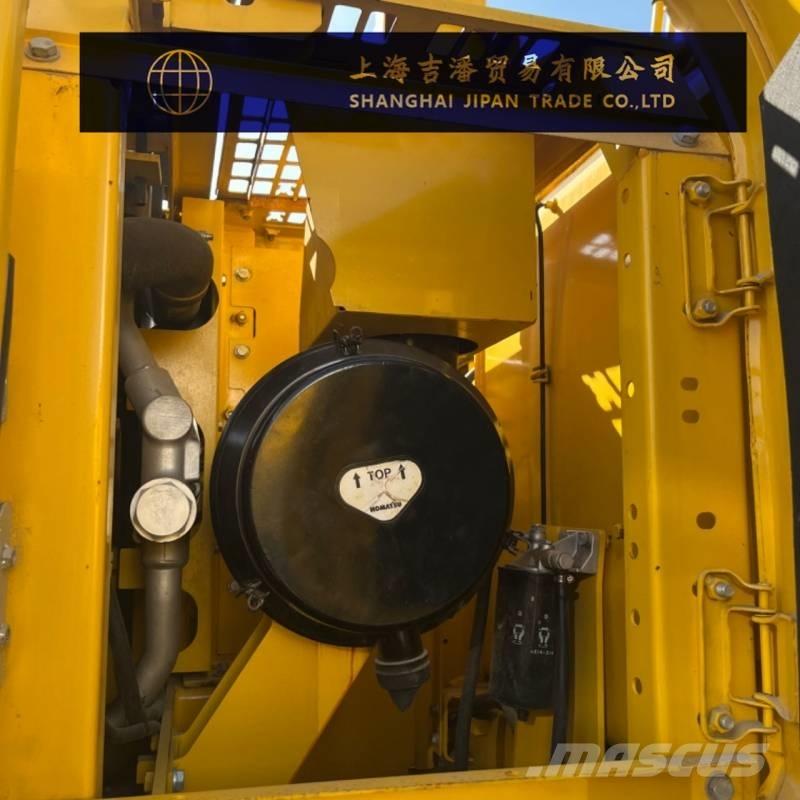 Komatsu PC 350 Pásová rýpadla