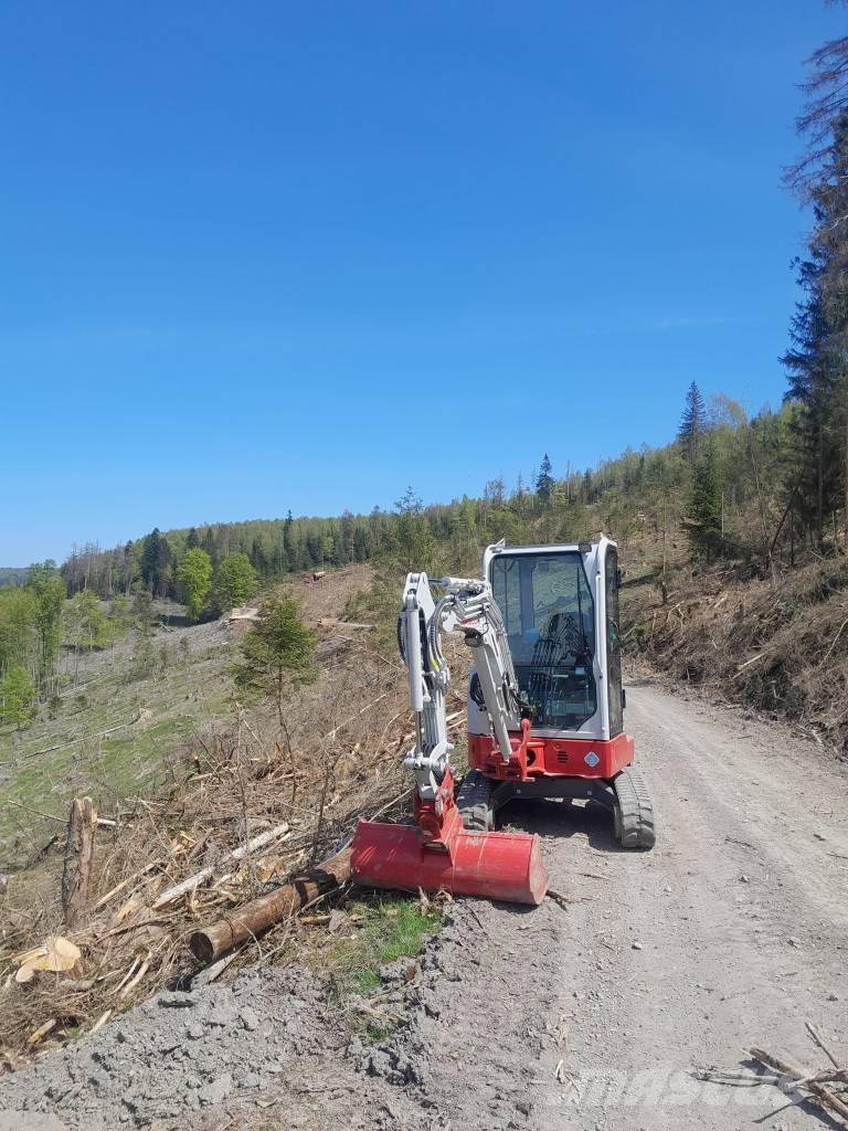 Takeuchi TB 325 R Mini rýpadla < 7t