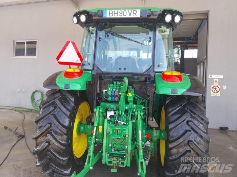 John Deere 5090 M Traktory