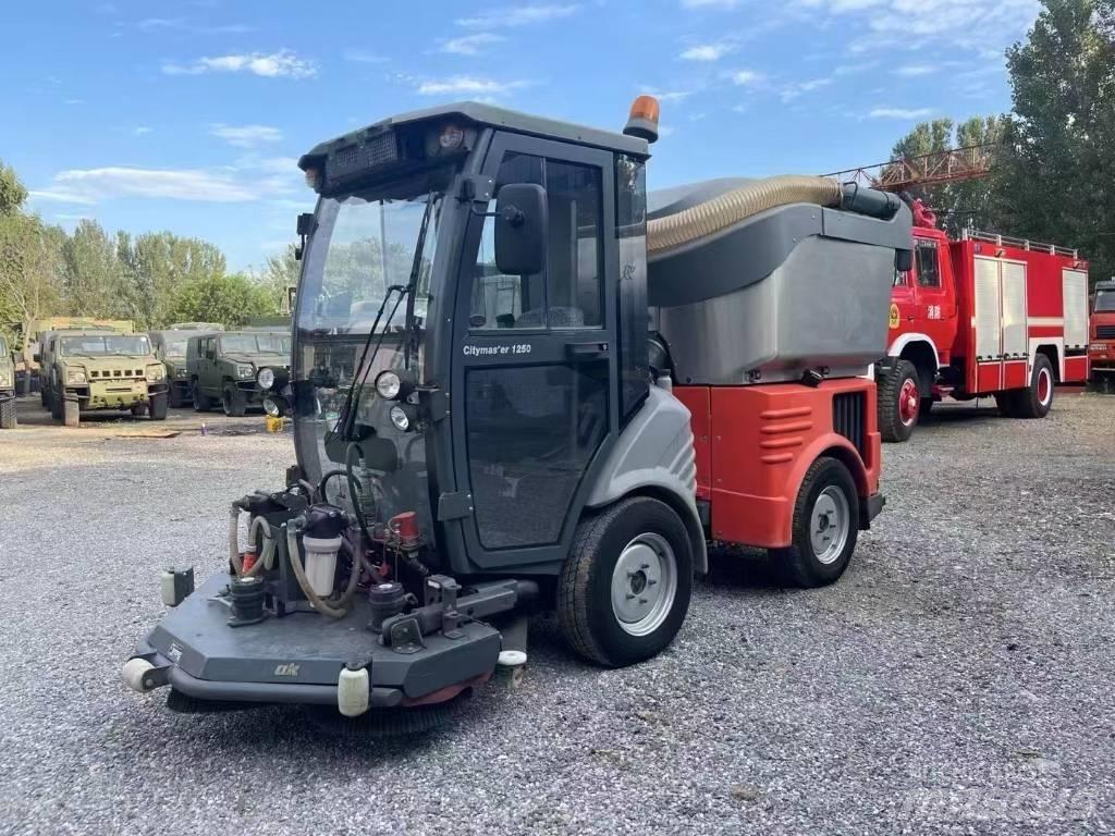 Hako Citymaster 1250 Zametací stroje