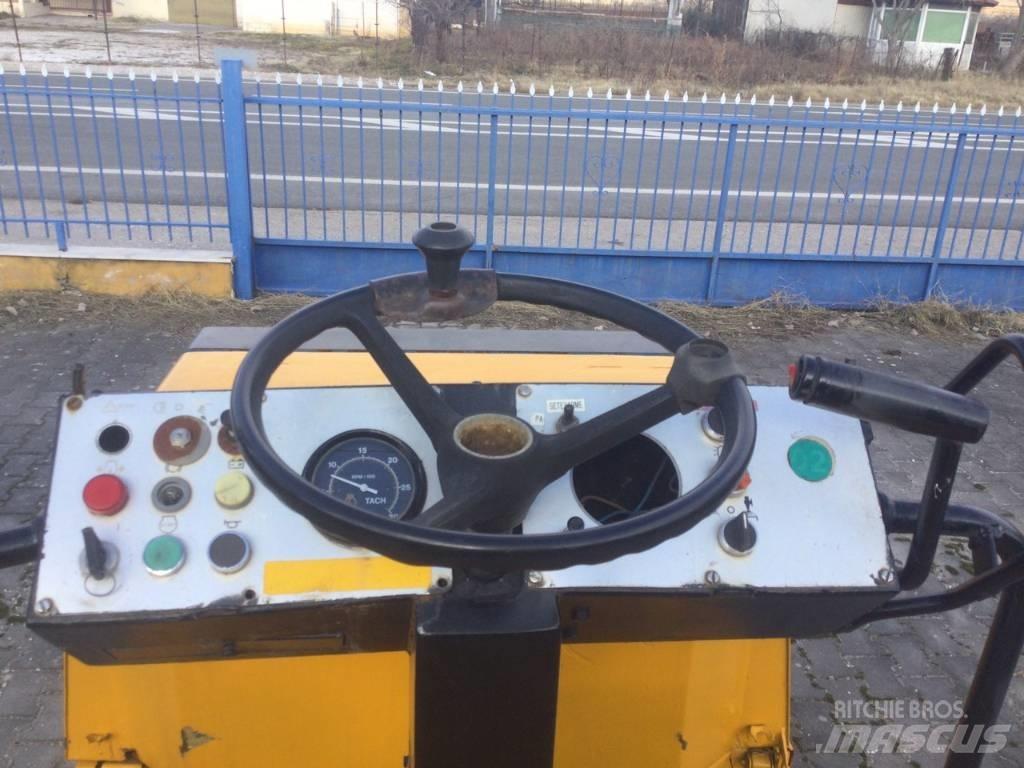 Dynapac CC 101 Tandemové válce