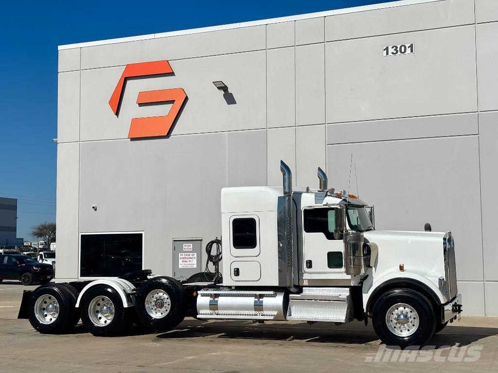 Kenworth W 900 Tahače