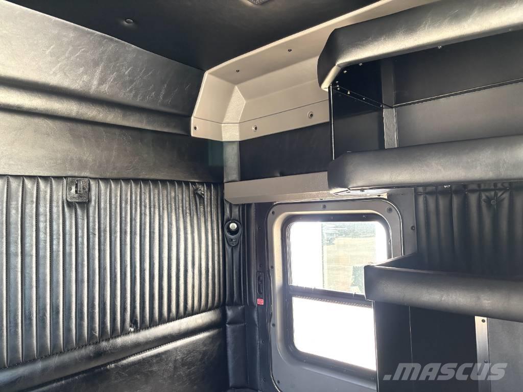 Kenworth W 900 Tahače