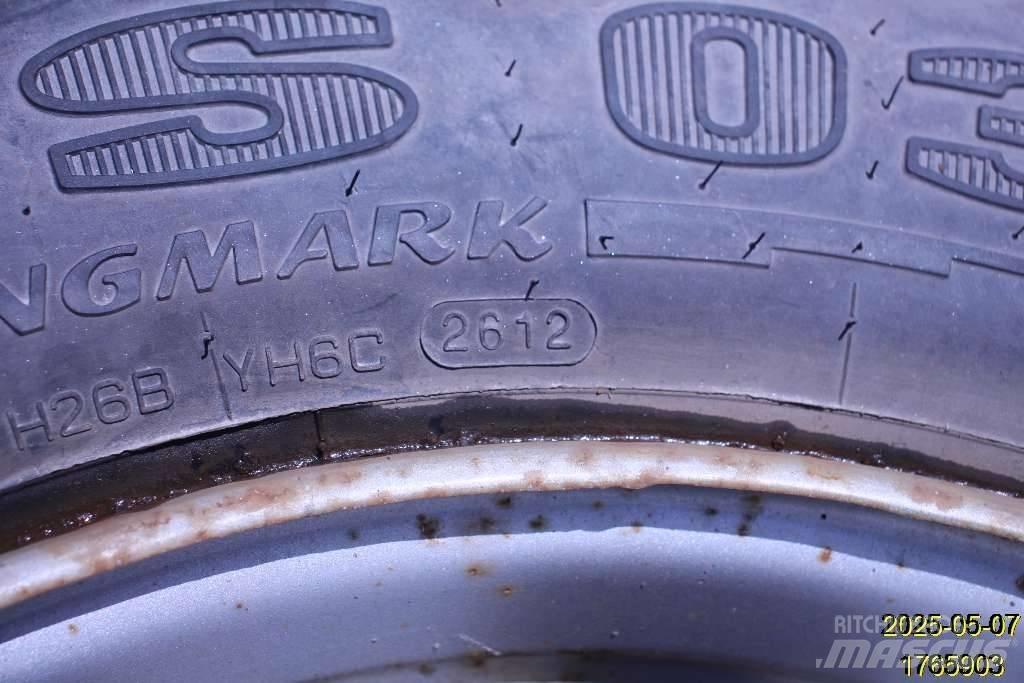  Marshal KRS 03 Pneumatiky, kola a ráfky