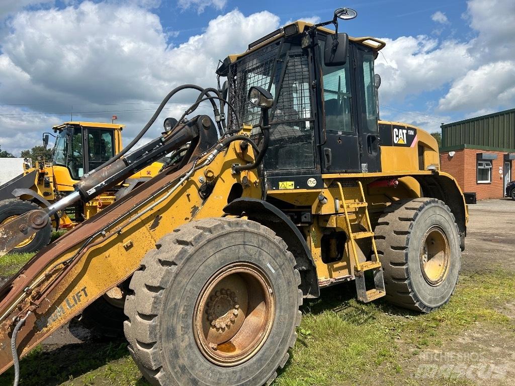 CAT 930H Kolové nakladače