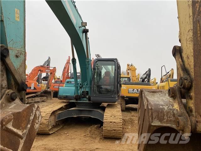 Kobelco SK 210 Pásová rýpadla
