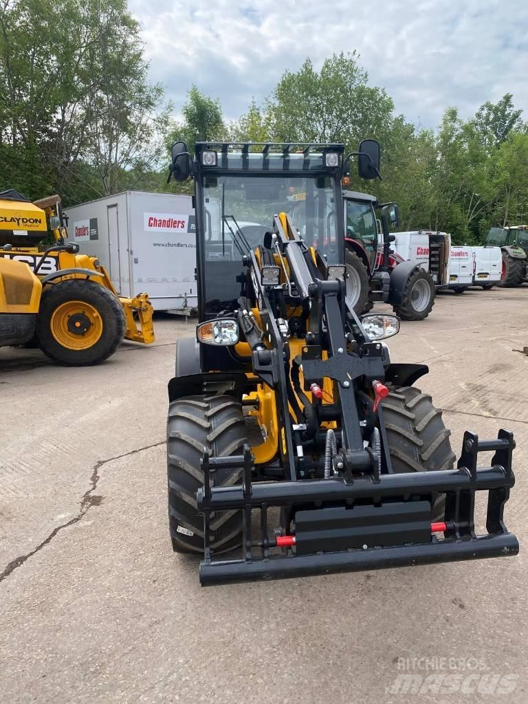 JCB 403 PLUS Teleskopické nakladače pro zemědělství