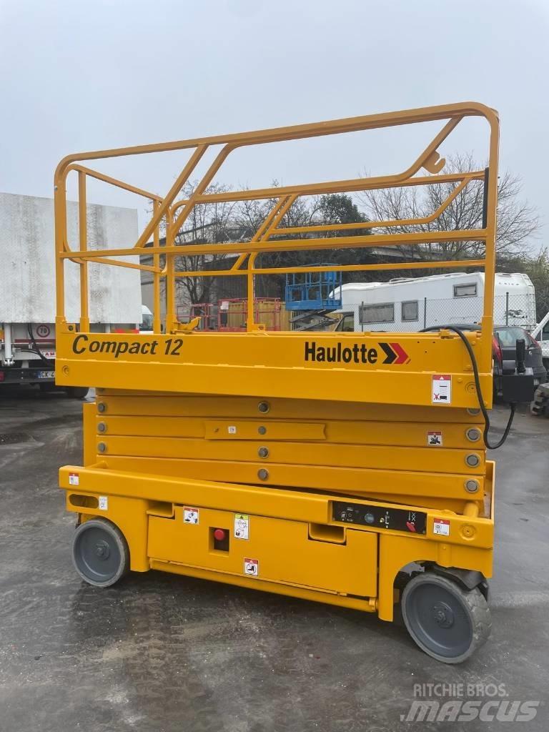 Haulotte Compact 12 Nůžková zvedací plošina