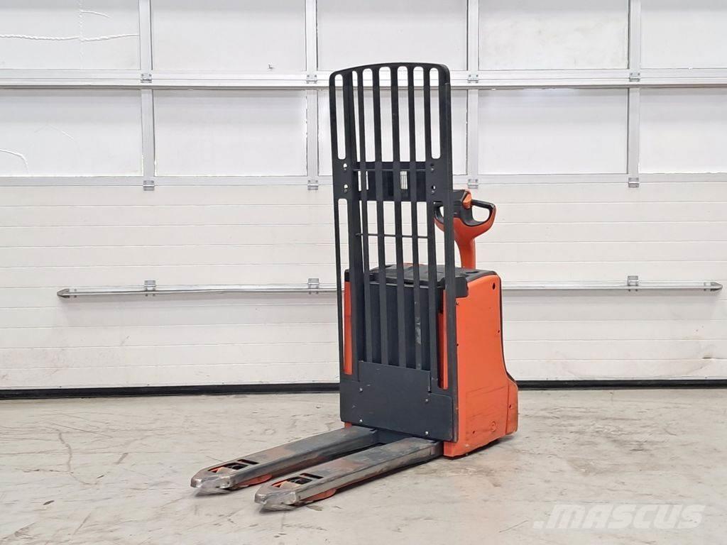 Linde T16L Nízkozdvižný vozík