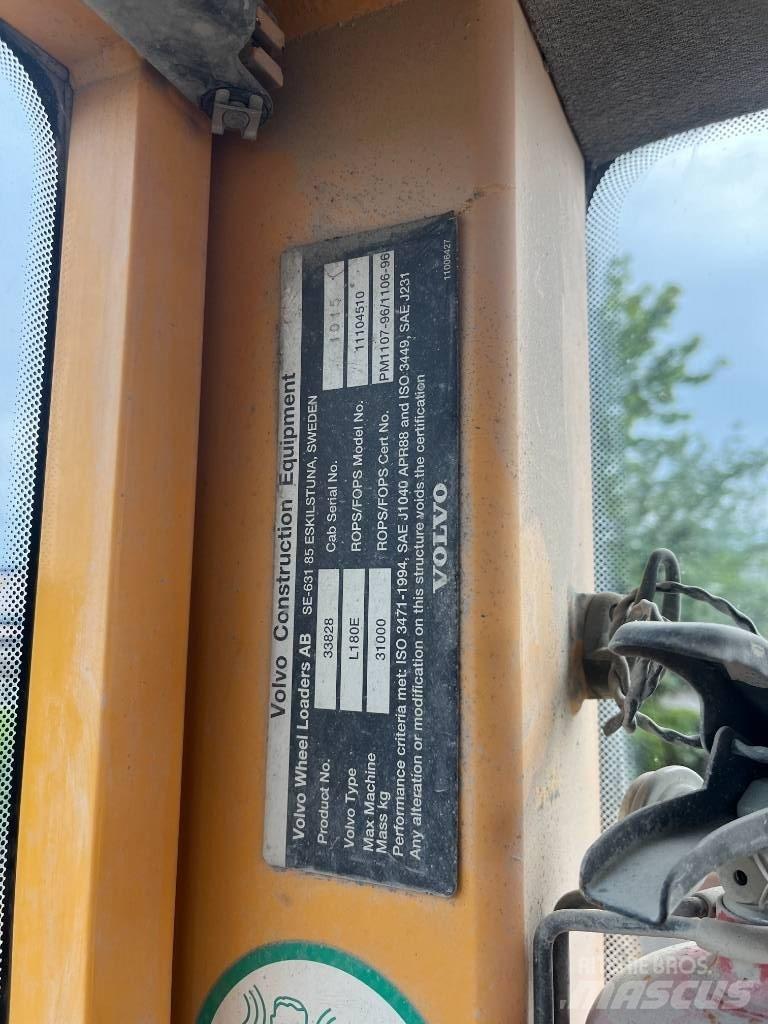 Volvo L 180 E Kolové nakladače