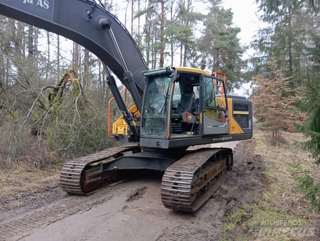 Volvo EC 300 E Pásová rýpadla