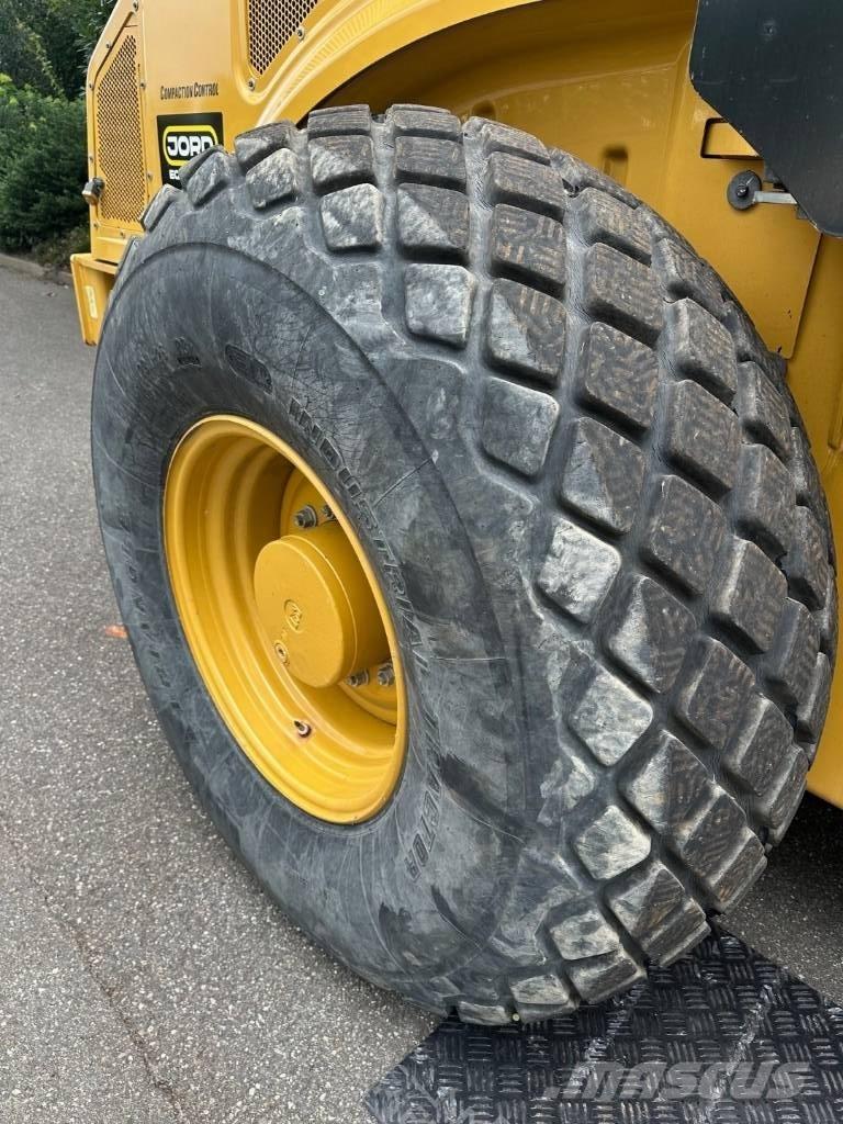 CAT CS 66 B Tahačové válce