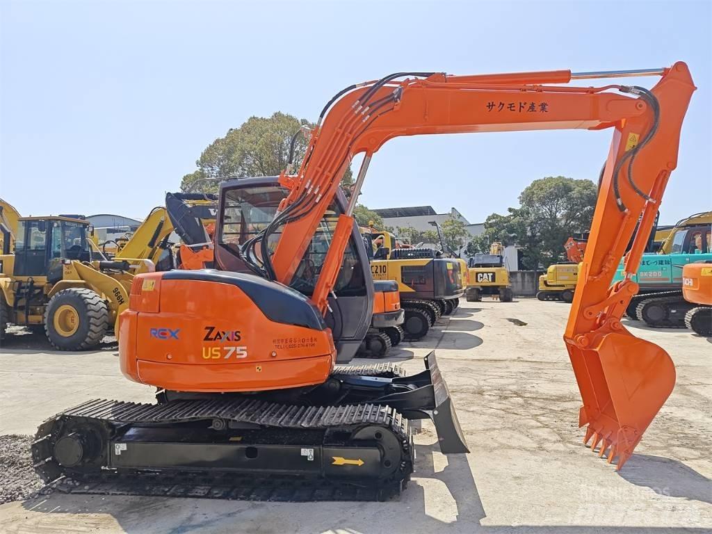 Hitachi ZX 75 Pásová rýpadla