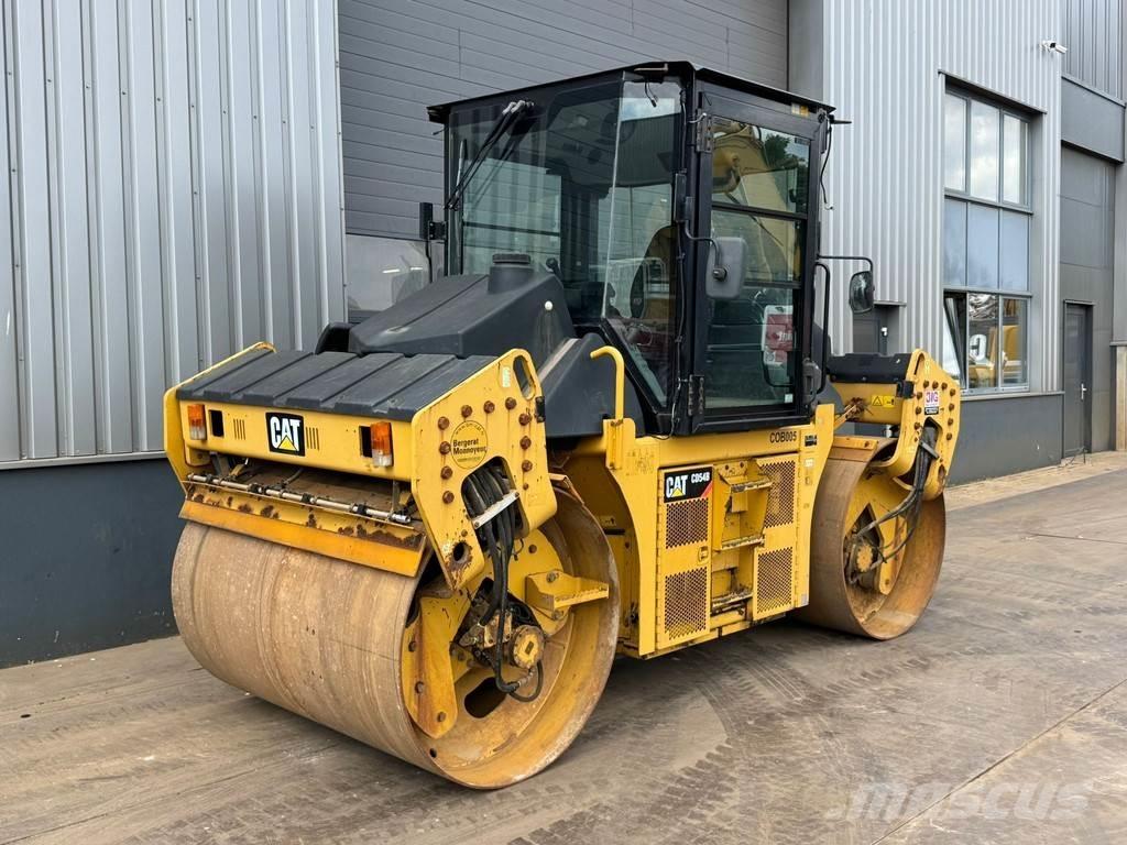 CAT CD54B Tandemové válce