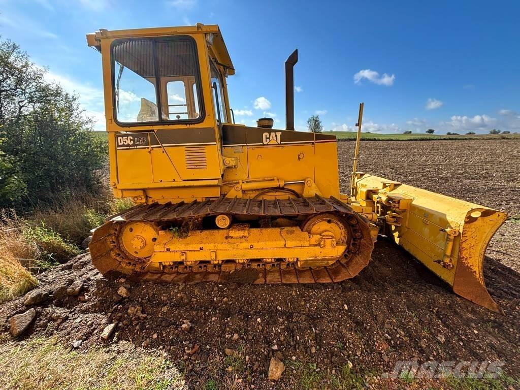 CAT D 5 C Pásové dozery