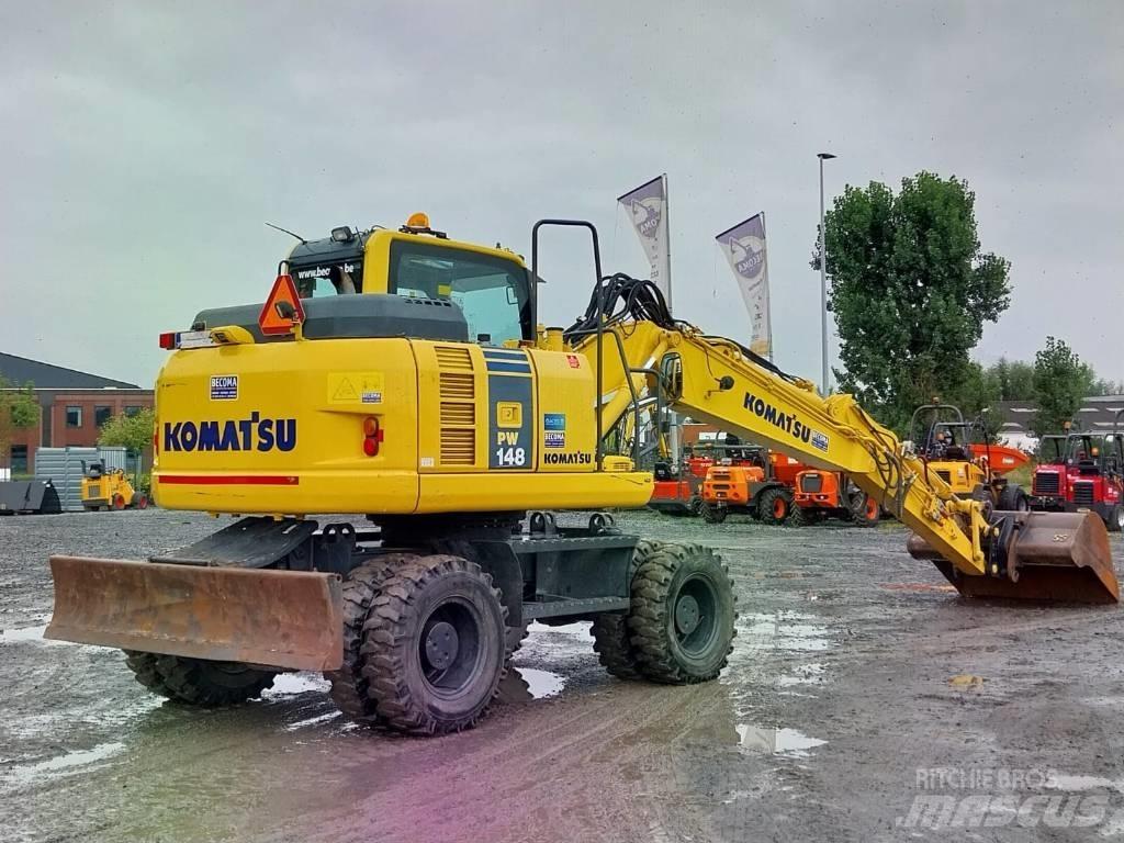 Komatsu PW148-8 Kolová rýpadla