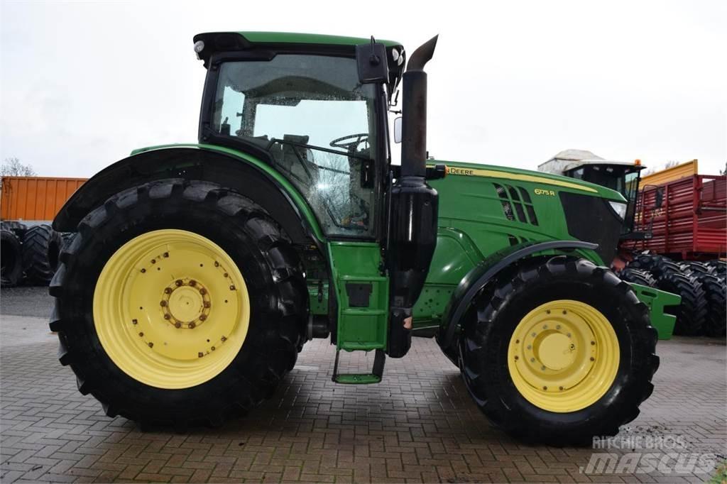 John Deere 6175 R Traktory