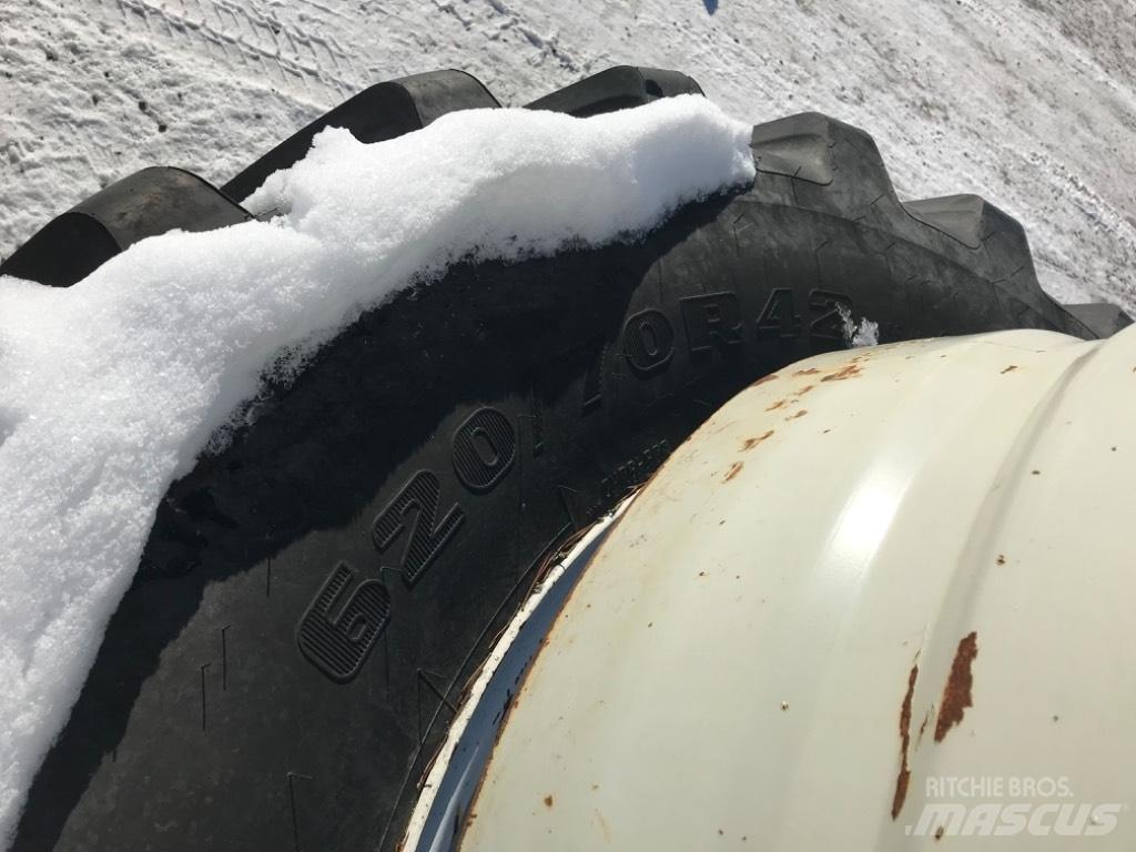 Firestone 620/70R42 Pneumatiky, kola a ráfky