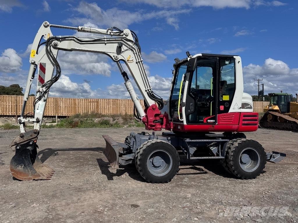 Takeuchi TB 295 W Kolová rýpadla