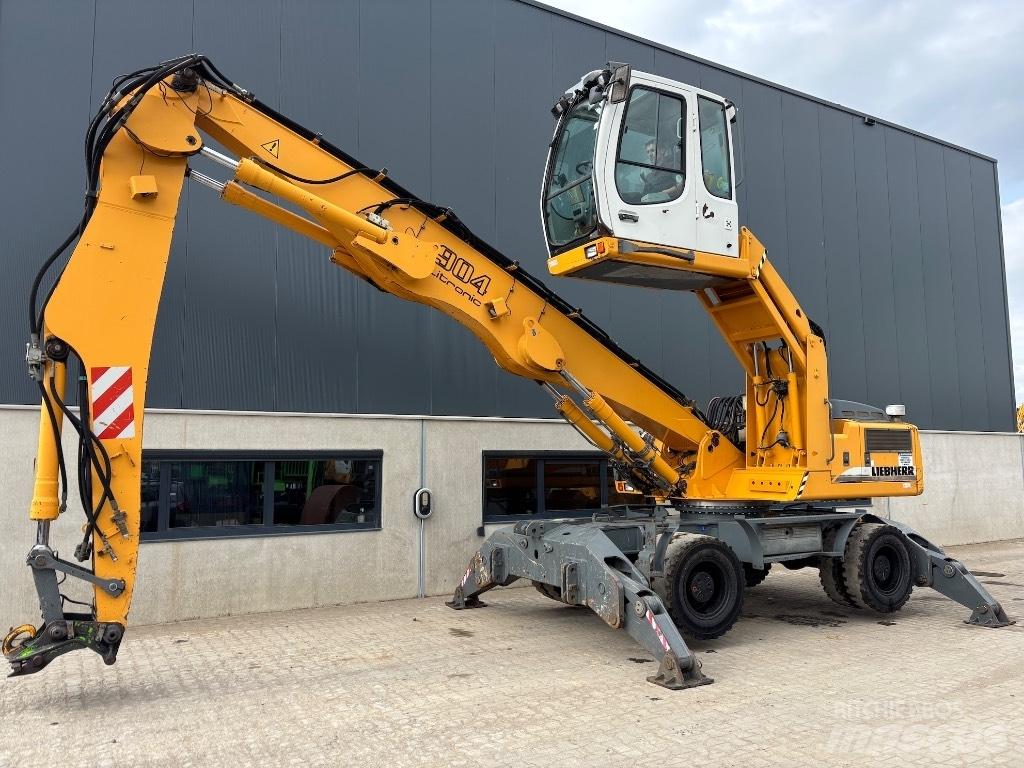 Liebherr A 904 C HD Stroje pro manipulaci s odpadem