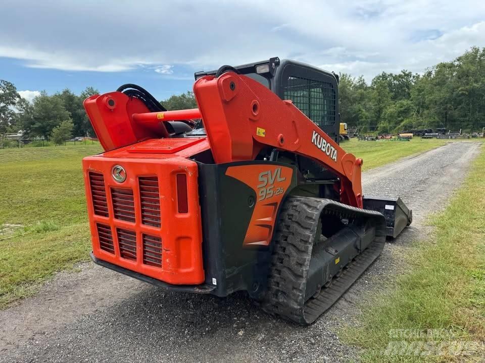 Kubota SVL 95-2 S Smykem řízené nakladače