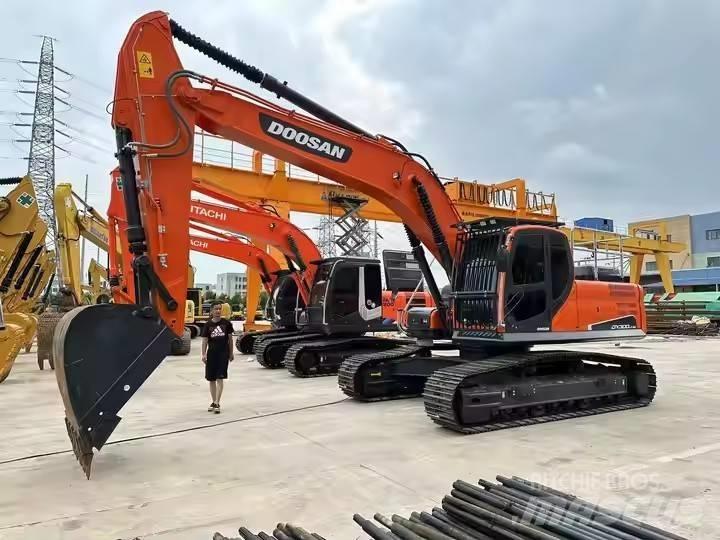 Doosan DX300LC-9C Pásová rýpadla