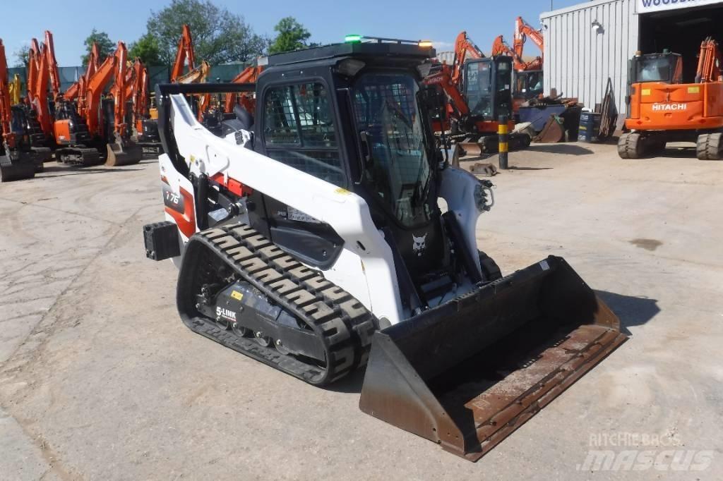 Bobcat T 76 Smykem řízené nakladače