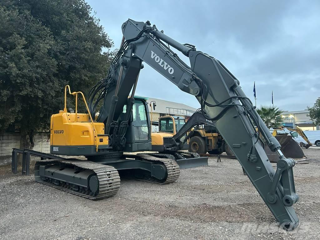 Volvo ECR 235 Pásová rýpadla