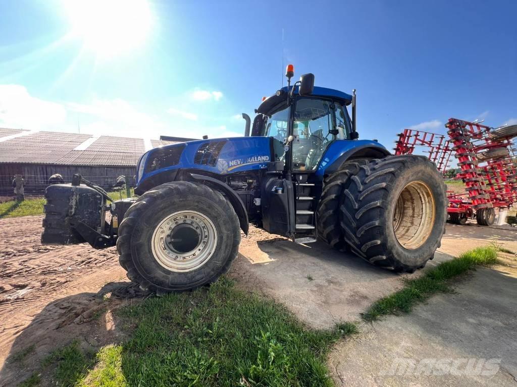 New Holland T8.360 Traktory