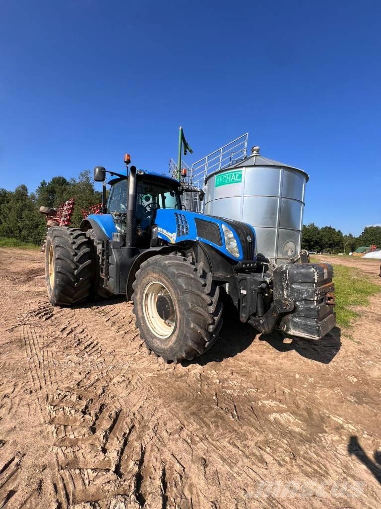 New Holland T8.360 Traktory