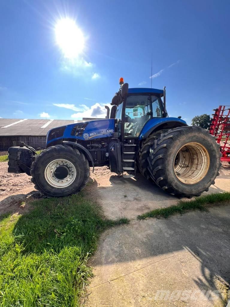 New Holland T8.360 Traktory