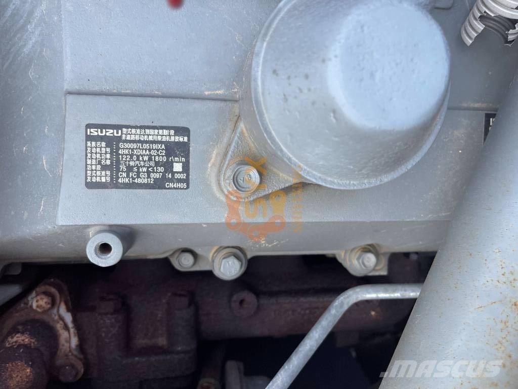 Hitachi ZX 240 Pásová rýpadla