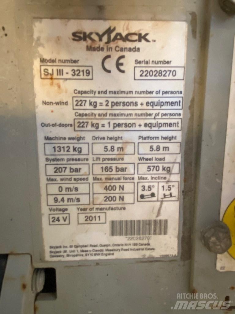 SkyJack SJ 3219 Nůžková zvedací plošina