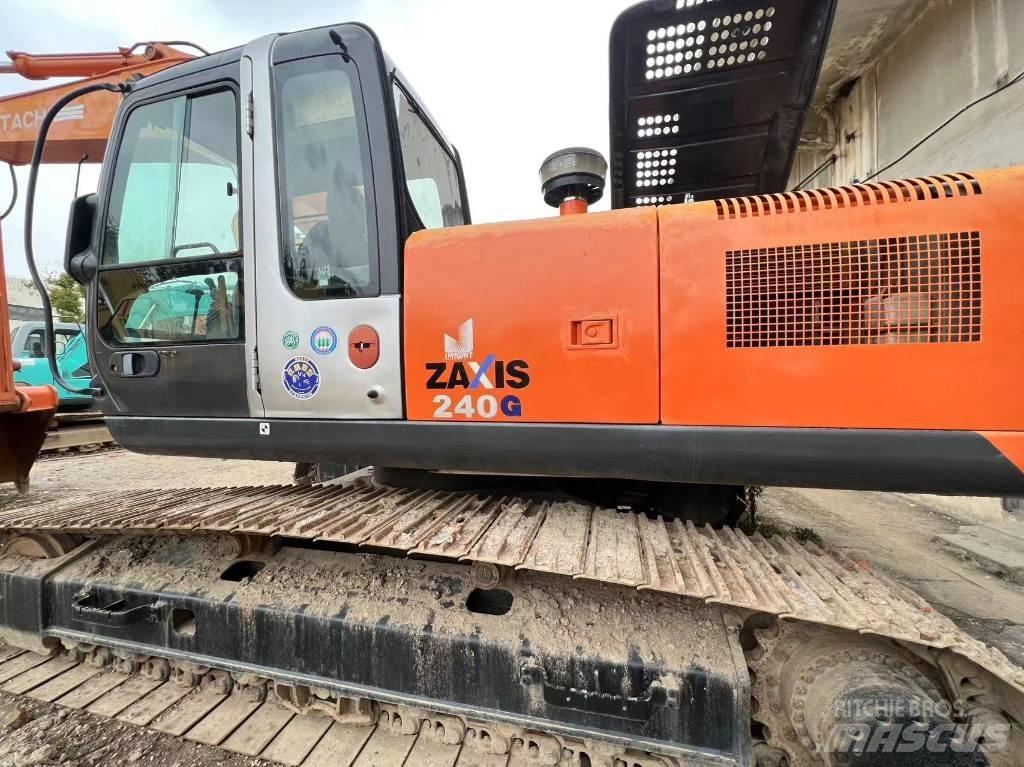 Hitachi ZX 240-3 Pásová rýpadla