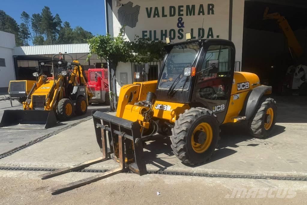 JCB 527-55 Teleskopické nakladače pro zemědělství