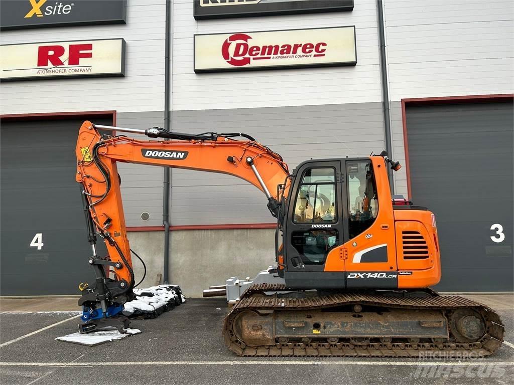Doosan DX140LCR-5 Pásová rýpadla