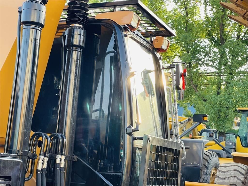 CAT 320d2l Pásová rýpadla