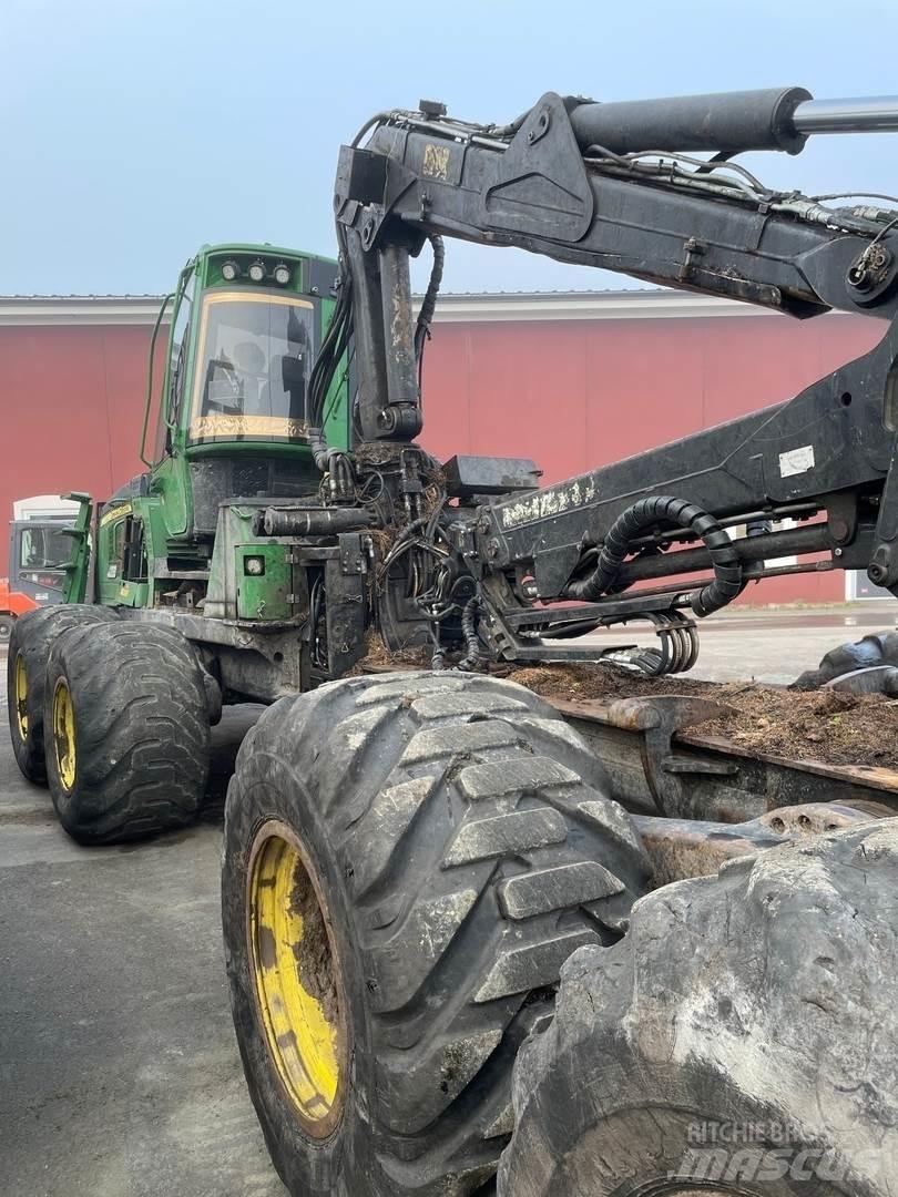 John Deere 1210E Vyvážecí traktory